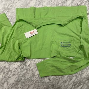 NWT men’s Vineyard Vines LS tshirt